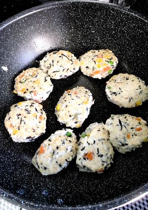 離乳食後期 ひじき入り具沢山ハンバーグ-レシピのメイン写真