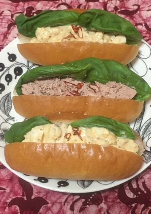 フォアグラと卵アンチョビパン-レシピのメイン写真