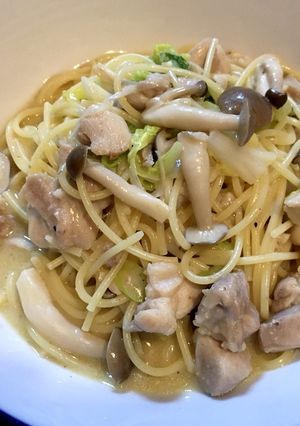 お鍋の具材で!ごま豆乳カルボスープパスタ-レシピのメイン写真