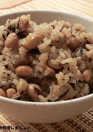 簡単★ひじきと大豆の炊き込みおこわ-レシピのメイン写真