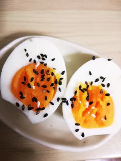 黄身が美味しい☆黄金ゆで玉子-レシピのメイン写真