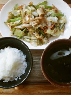 ピンピン炒め定食!(肉野菜炒め)-レシピのメイン写真