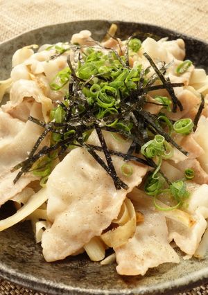 豚とごぼうズボラ蒸し-レシピのメイン写真