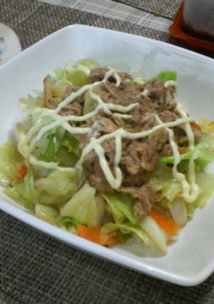 ツナマヨ丼ガーリックキャベツのせ♪-レシピのメイン写真