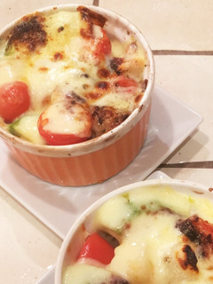 アボカドと餅のじゃがトマトチーズ焼き-レシピのメイン写真