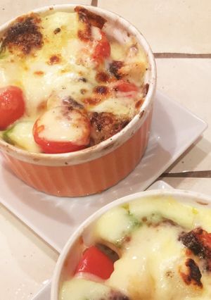 アボカドと餅のじゃがトマトチーズ焼き-レシピのメイン写真