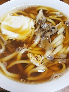 白だしが決め手!夜食向き舞茸うどん-レシピのメイン写真