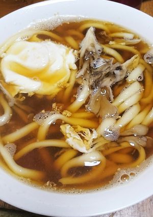 白だしが決め手！夜食向き舞茸うどん-レシピのメイン写真