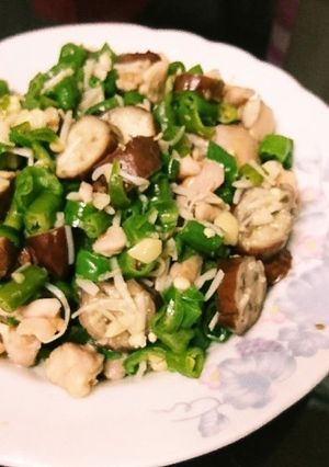緑唐辛子ナスとえのき鶏肉を炒め-レシピのメイン写真