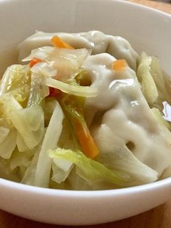 冷凍餃子と野菜のスープ-レシピのメイン写真