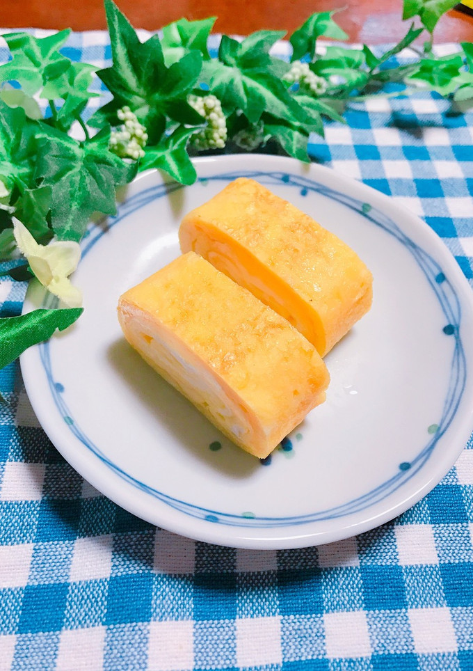 マヨネーズ入りで失敗しない♡定番の卵焼き-レシピのメイン写真