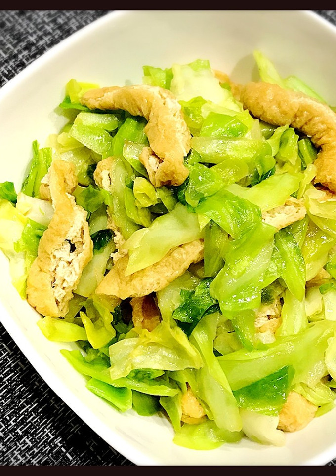 簡単✩キャベツと油揚げの炒め煮-レシピのメイン写真