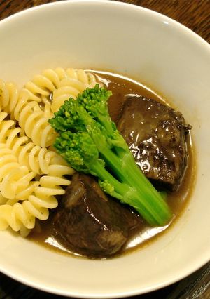 牛すね肉の赤ワイン煮-レシピのメイン写真
