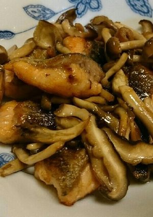 鮭ときのこのめんつゆ炒め-レシピのメイン写真