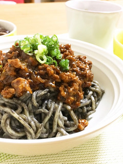 麻婆豆腐の素で*簡単!本格汁なし坦々麺-レシピのメイン写真