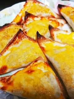 春巻の皮で簡単に♪三角形のかぼちゃパイ-レシピのメイン写真