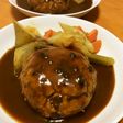 ビーフシチューソースのおからハンバーグ