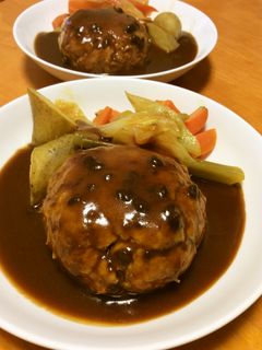 ビーフシチューソースのおからハンバーグ-レシピのメイン写真
