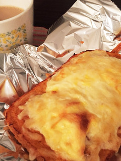 トマト鍋でふんわりオムレツトースト-レシピのメイン写真