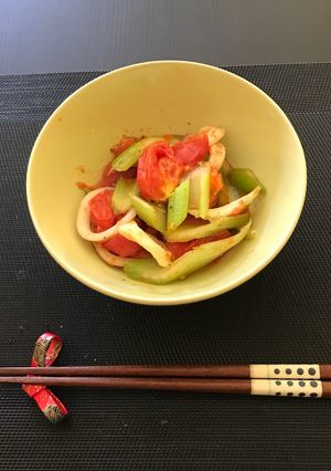 超シンプルイカとセロリとトマトの炒め物。-レシピのメイン写真