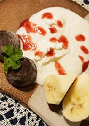水切りヨーグルト ざくろソース-レシピのメイン写真