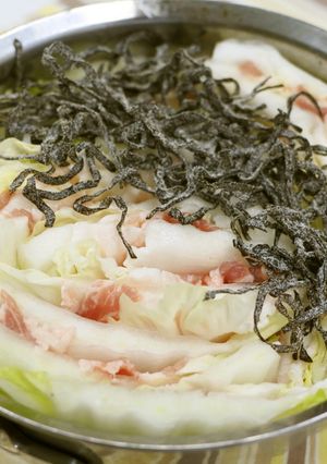 塩こんぶで作る！白菜＆豚肉ミルフィーユ鍋-レシピのメイン写真