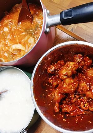 韓国料理好き必見！キムチチゲ-レシピのメイン写真