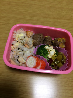 チビッコ弁当〜コロコロ大学イモ〜-レシピのメイン写真