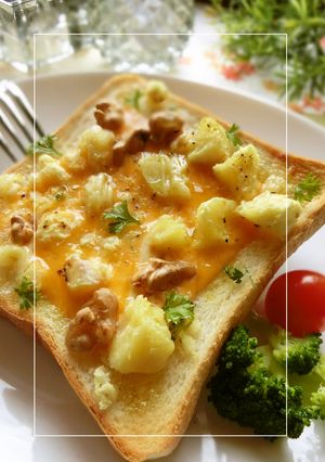 粉ふき芋と胡桃とチェダーのトースト-レシピのメイン写真