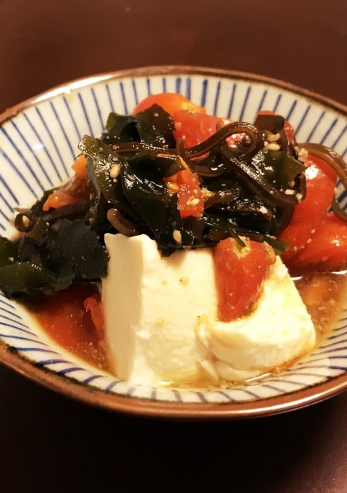 もう一品　冷奴（トマトとわかめ）-レシピのメイン写真