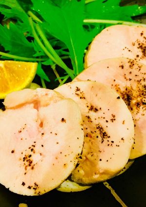 簡単♬ジューシーヘルシーしっとり鶏ハム-レシピのメイン写真