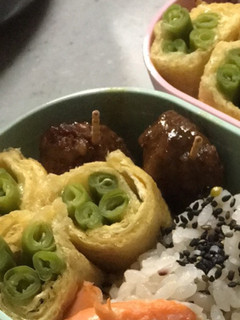 お弁当にインゲン油揚げ巻-レシピのメイン写真