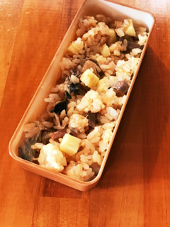 超簡単!サバの味噌煮風混ぜご飯-レシピのメイン写真