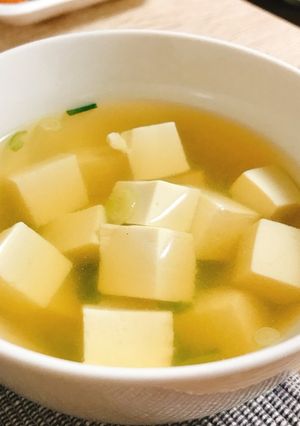 豆腐のコンソメスープ:-)-レシピのメイン写真