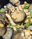 鶏コマとナスのニンニク醤油炒め