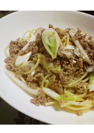 白ねぎと豚挽き肉のパスタ-レシピのメイン写真