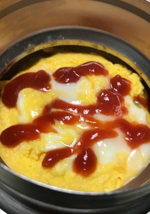 レンジで簡単！チーズ入りオムライス-レシピのメイン写真