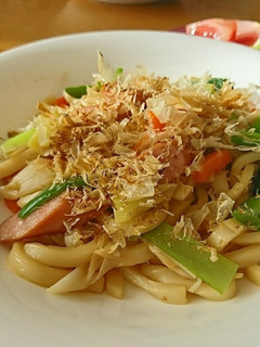 冷蔵庫にあるもので、簡単に焼きうどん☆-レシピのメイン写真