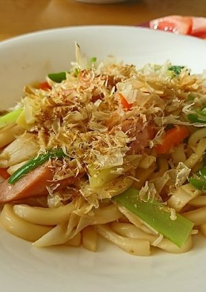 冷蔵庫にあるもので、簡単に焼きうどん☆-レシピのメイン写真