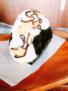 さつま芋と塩こんぶのおにぎり-レシピのメイン写真