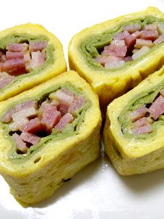 ★お弁当の卵焼き★桃色・緑・黄色がきれい-レシピのメイン写真