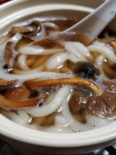 3種の天然キノコのなべ焼きうどん・その1-レシピのメイン写真