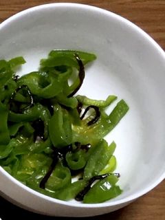ピーマンの塩昆布和え-レシピのメイン写真