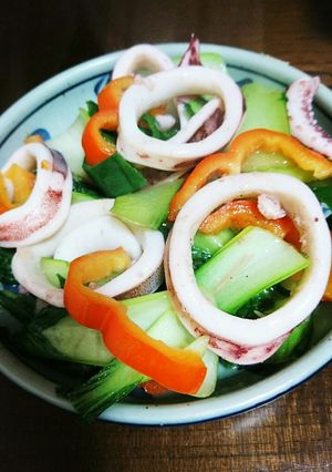 チンゲン菜とイカの炒め物-レシピのメイン写真