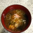 蟹の殻ダシで美味しい味噌汁