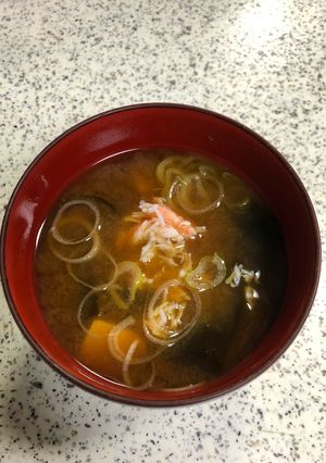 蟹の殻ダシで美味しい味噌汁-レシピのメイン写真