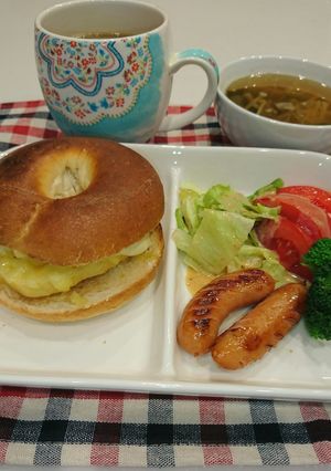 林檎とクリームチーズのベーグルサンド-レシピのメイン写真