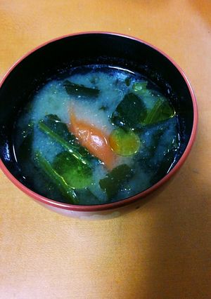 簡単‼イタリアンカラーのトマトの味噌汁-レシピのメイン写真