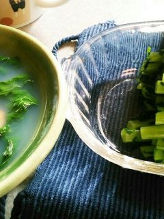 ムール貝のスープと大根菜のおひたし-レシピのメイン写真
