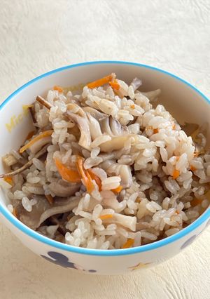舞茸とごぼうの炊き込みご飯(1合シリーズ-レシピのメイン写真